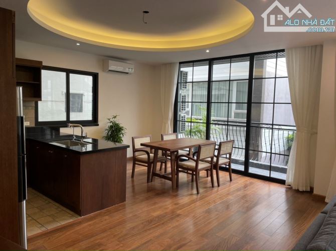 TÒA APARTMENT CAO CẤP - GẦN THUNG LŨNG HOA HỒ TÂY - 8 TẦNG GARA Ô TÔ - 200TR/THÁNG - 12