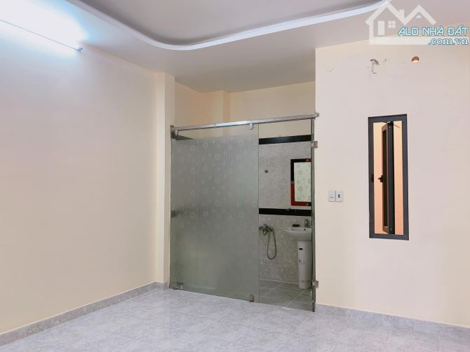 NHỈNH 4 TỶ - DÒNG TIỀN 130 TRIỆU 1 NĂM - 70M2 - 3 TẦNG - 4 PHÒNG NGỦ - HẺM OTO TRÁNH - 7