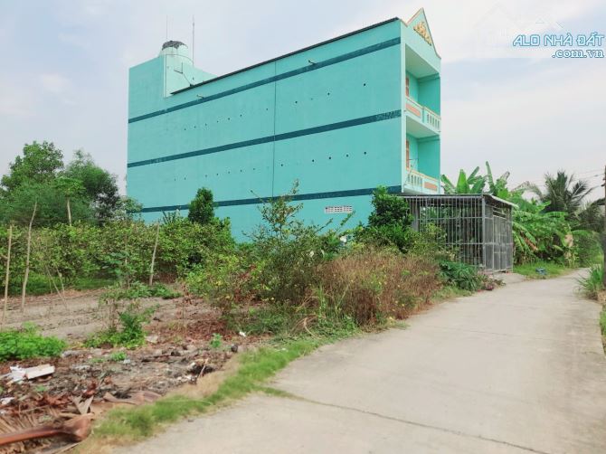Chỉ 750tr sở hữu 500m2 đất vườn đường xe tải Kdc Tân Bình