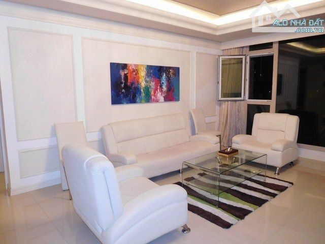 Cần bán gấp CC Central Garden Q.1. DT 76m2, 2P, 2WC. Giá bán 3,4 tỷ