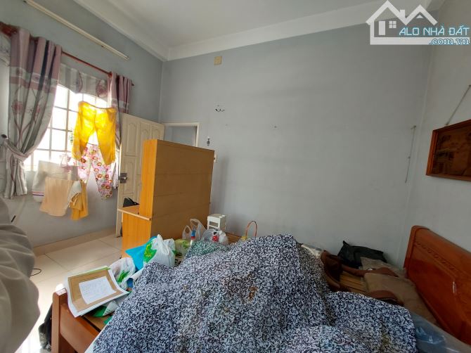 Gấp bán nhà mặt tiền Trung Mỹ Tây Quận 12 ngay An Sương CC Quân Khu 7, 3 tầng - 6