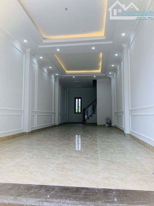 Bán nhà 45m2 mặt phố Tây Mỗ. Lô góc View Vườn Nhật. Gần trường Nguyễn Quý Đức. Ôtô vào nhà - 2