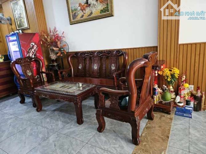 Bán Khách Sạn thu nhập 100tr/tháng, MT Tân phú, 170m2, 4m x 33m, chỉ 29 tỷ. - 3