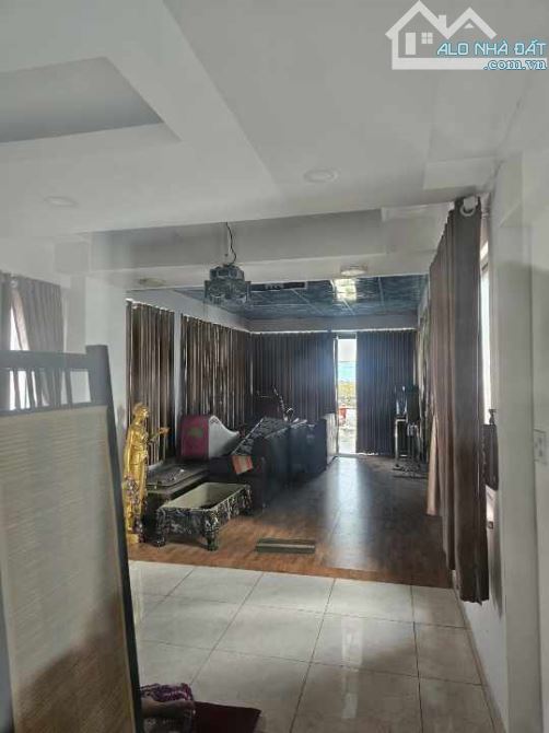 Bán Khách Sạn thu nhập 100tr/tháng, MT Tân phú, 170m2, 4m x 33m, chỉ 29 tỷ. - 4