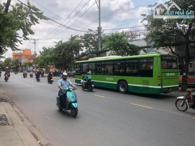 Ngộp nặng cần bán gấp 1.723m2 đất MT đường Lê Thị Hà (23.1x78.54m), Tân Xuân, Hóc Môn, - 2