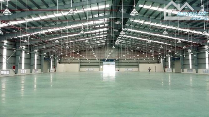 Cần cho thuê 3500m2 nhà xưởng trong KCN Đồng Văn 3