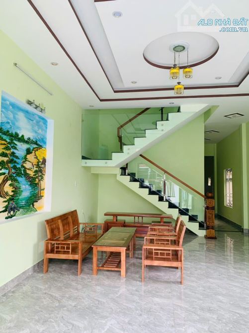 BÁN NHÀ 2 TẦNG TẶNG KÈM LÔ ĐẤT. SỔ ĐỎ 200m2 HOÀ TIẾN ĐÀ NẴNG GIÁ RẺ 1 tỷ x - 3