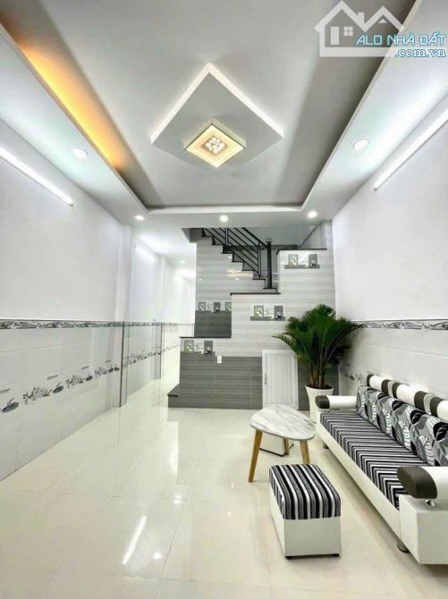 Chủ gửi bán nhà hẻm 135/37// Phạm Đăng Giảng, Q.Bình Tân 4 tỷ 130tr  /57m2 1 lầu - 3