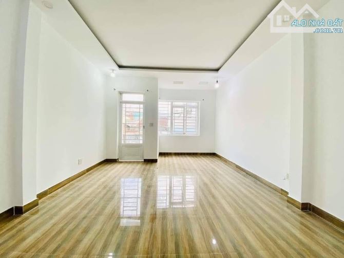 Nhà 4 tầng 4.7x18m NỞ HẬU 86m2 Đoàn Văn Bơ Quận 4 giá 6 tỷ - 4