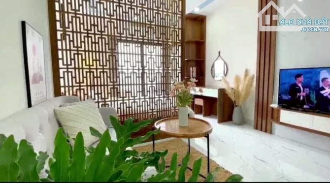 Bán nhà Đào Tấn 80m2 – 9 Tầng – Phân lô – Vỉa hè – ô tô tránh – Kính doanh tốt -36,5 tỷ .