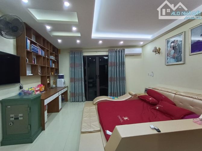 Bán nhà, khu đấu giá Thạch Bàn, 58m² x 5 tâng,  6 tỷ 2