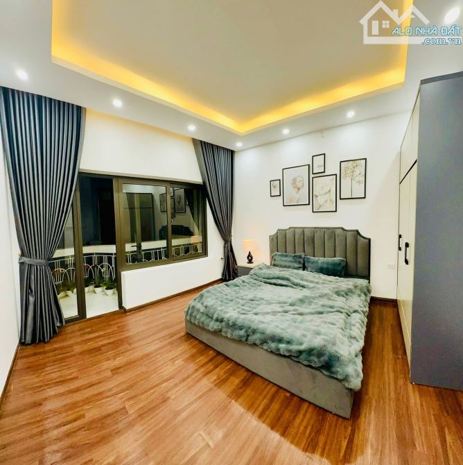 Bán nhà Phạm Văn Đồng Xuân Đỉnh ngõ ô tô 45m 5 tầng 4.9 tỷ