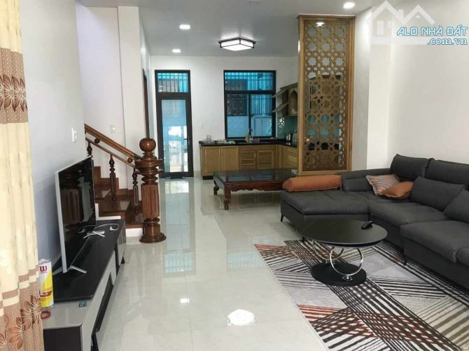 NHÀ ROYAL PARK 2 TẦNG FULL NỘI THẤT, ĐÃ CÓ SỔ - 5,6 TỶ + THƯƠNG LƯỢNG