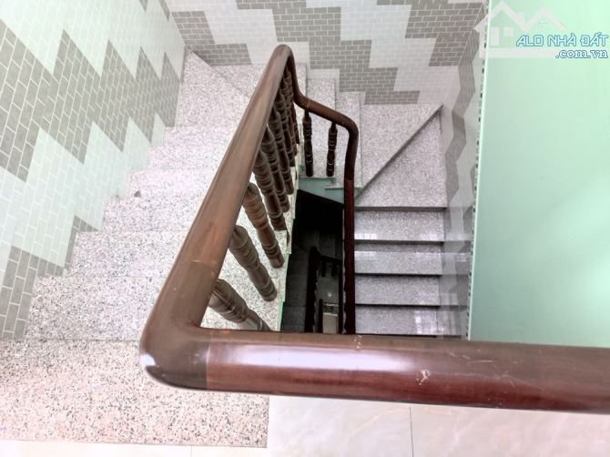 Bán nhà gần khu Bắc Hải, Quận 10 – 4x17, 4 tầng rát đẹp, chỉ 5 tỷ hơn