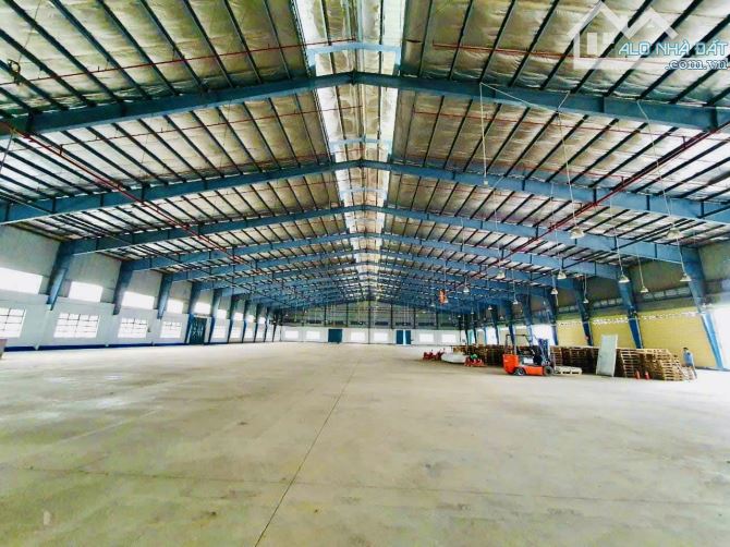 Cho thuê 5000m2 xưởng mới tại Khu Công Nghiệp Đồng Văn 3 - 1