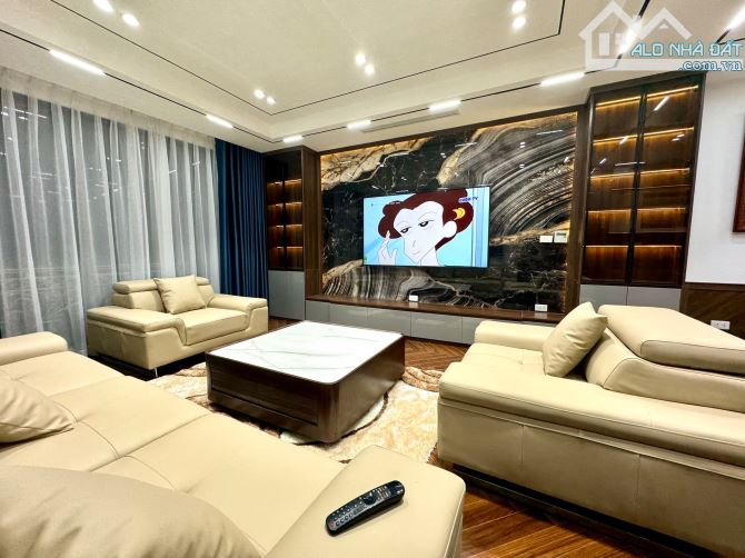 Nhà đẹp gara ô tô phố Ngọc Lâm 60m2-7 tầng thang máy full nội thất gần nội thành 🎊🎊 - 2