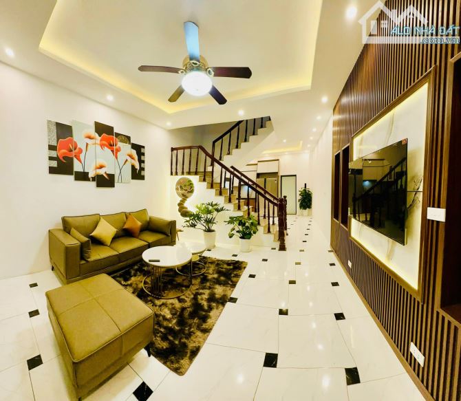 Bán nhà Phạm Văn Đồng Xuân Đỉnh ngõ ô tô 45m 5 tầng 4.9 tỷ - 6
