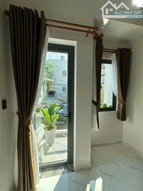 Chủ gửi bán nhà hẻm Q.Tân Bình, P.15 Nguyễn Sỹ Sách 63/ giá 4,1 tỷ/ 42m2 1 lầu - 4