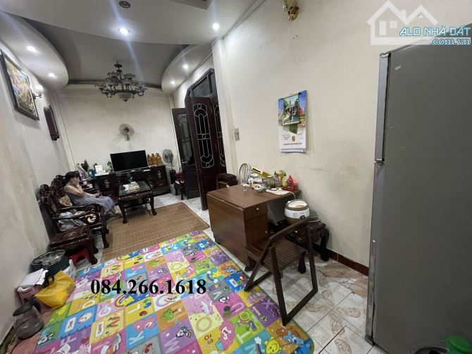 Nhà đầu ngõ Trần Phú-Gần phố Chiến Thắng-Cạnh chợ và trường đại học ô tô đỗ giá rẻ. - 4