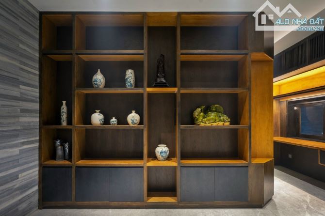 Bán nhà MTNB gần Trần Quang Khải, Q1, 4.5x18m, 3 lầu, 19.5 tỷ