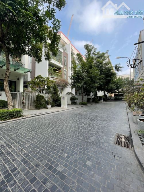 Bán nhà vườn Imperia Garden 143 Nguyễn Tuân, 197m2, mặt tiền 6,5m. giá 5x tỷ - 2