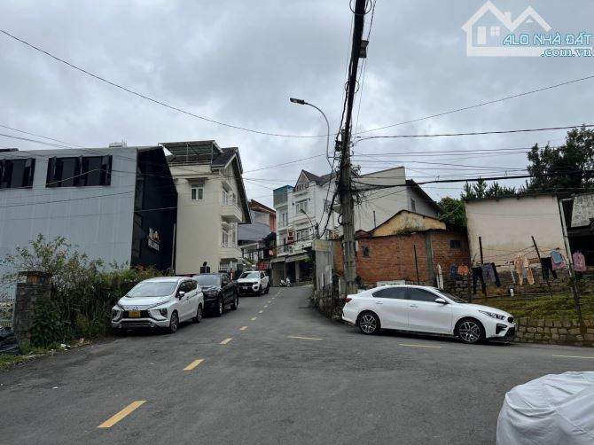 Bán lô đất đẹp MT Nguyễn Thị Nghĩa, gần chợ Bùi Thị Xuân giá chỉ hơn 120tr/m2