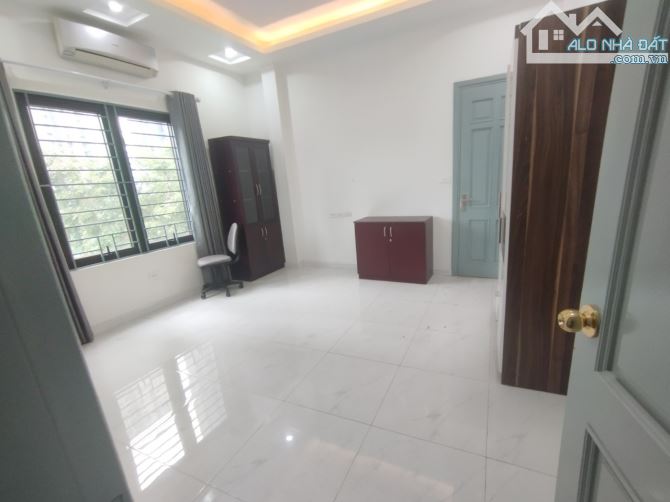 Cho thuê nhà nguyên căn 5 tầng ở Lưu Hữu Phước, Nam Từ Liêm, dt 65m2. Giá 25 triệu - 2