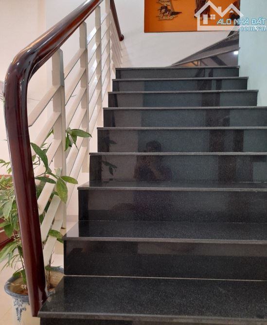 Cần bán Gấp Gấp  căn nhà Lê Thánh Tông Giá cực hữu Nghị . - 5