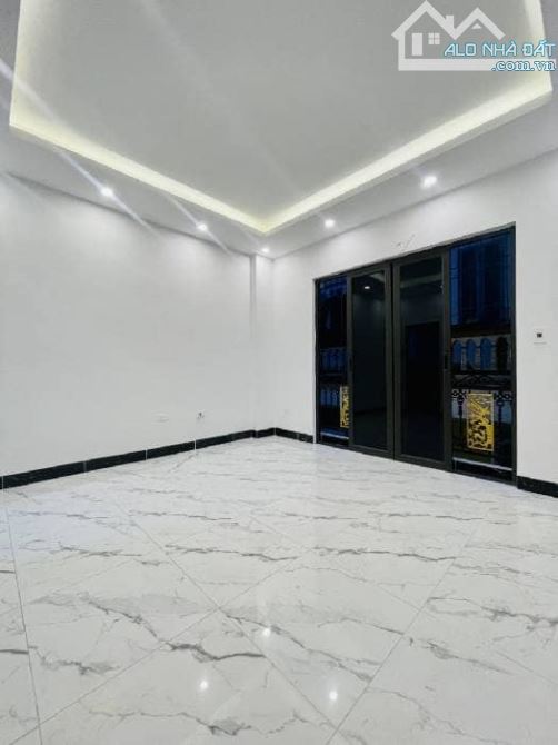 Đẹp long lanh 5 tầng-47 m2 mặt ngõ kinh doanh - gần chợ Mậu Lương - ô tô giá TL 4,8tỷ - 5