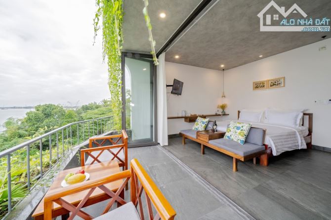 VILLA SIÊU VIP 4 TẦNG HỘI AN, TIÊU CHUẨN 4 SAO, VỚI MẶT TIỀN SÔNG HOÀI, NGANG 60M