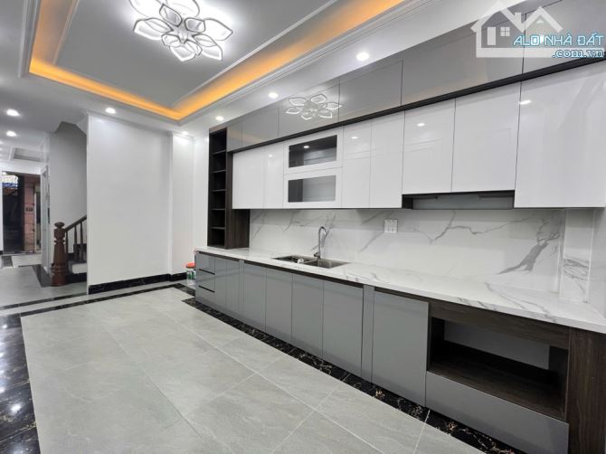 🏡 NGUYÊN HỒNG - NHÀ MỚI XÂY - 6 TẦNG THANG MÁY - HIẾM NHÀ BÁN 🏡 - 10