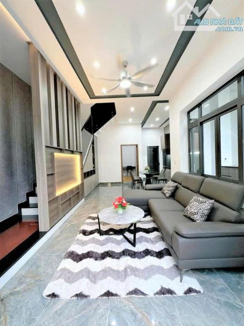 Cần bán gấp nhà gần đường Hoàng Phan Thái - SHR - gần chợ Bình Chánh - 1