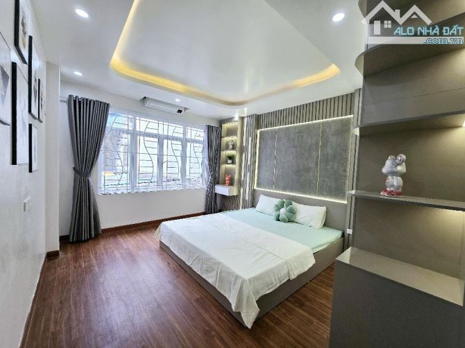 Quận Thanh Xuân, Nhà Đẹp, Full Nội Thất, Ô Tô , gần RoYall City - 1