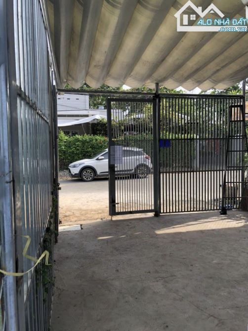 Bán  Dãy Trọ 4 Phòng  + KI ỐT  Tổng  125m2 Đất ,Sổ Hồng Riêng 1ty580 Triệu - 1