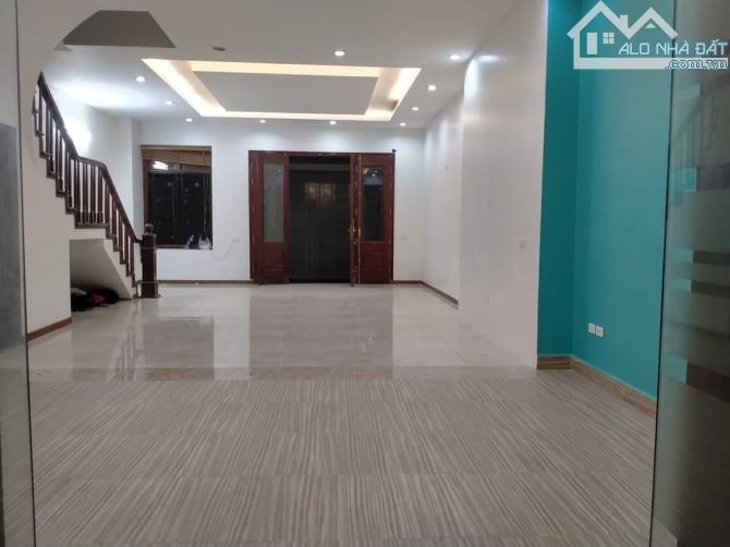 BIỆT THỰ  4T 2 THOÁNG PHỐ AN DƯƠNG VƯƠNG TÂY HỒ Ô TÔ TRÁNH, ĐỖ NGÀY ĐÊM 120M2 MT 7M 24 TỶ. - 1