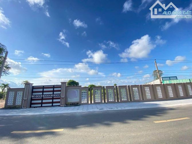 BÁN NÊN ĐẤT 1000m2 VIEW BIỂN LỘC AN-ĐẤT ĐỎ  ĐƯỜNG NHỰA CÓ THỔ CƯ-SỔ SẴN CÔNG CHỨNG NGAY - 1