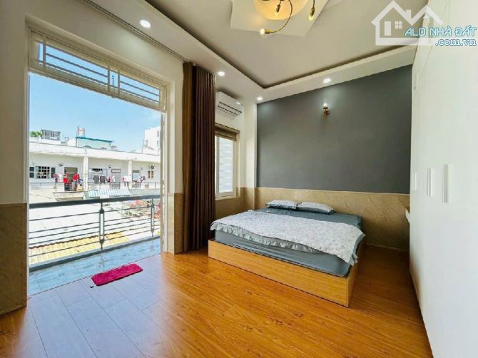 NHÀ ĐẸP LUNG LINH - GẦN CÔNG VIÊN LÀNG HOA GV & CHỢ HẠNH THÔNG TÂY QUANG TRUNG - DT 70M²- - 1