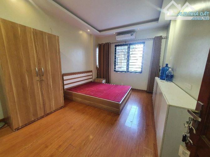 Bán nhà Nguyễn Trãi, 40m2, 5 tầng, 8.2 tỷ, dân xây, 2 thoáng, ngõ nông rộng - 1