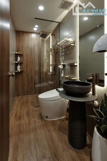 Nhà đẹp Thiết kế Châu Âu _ Sang trọng _ Cách Hồ 70m _ Bãi ô tô cách 10m trước nhà - 2