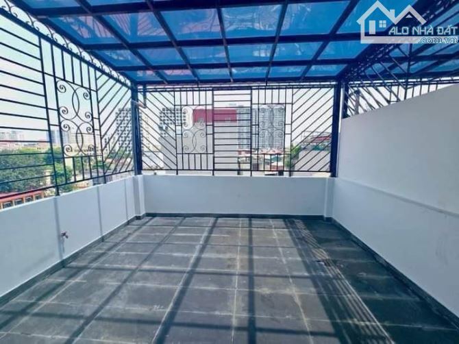 Bán gấp nhà phố Nguyễn Cao quận Hai bà Trưng,52 m2 ,5 tầng mặt tiền 3 m5 - 2