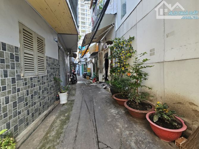 Phú Nhuận - Phan Đăng Lưu nhà nát 71m2 CN ngang gần 6m nhỉnh 5 tỷ - 2