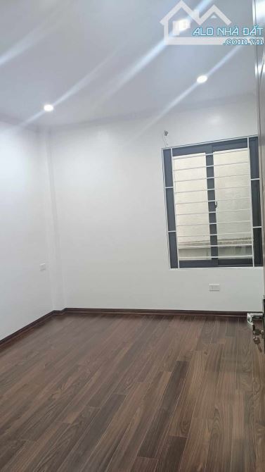 Nhà phố Nguyên Hồng, BĐ, 46X6T, TM, ngõ thoáng, gần phố, mới đẹp, ở ngay chỉ 9.9 tỷ, - 3