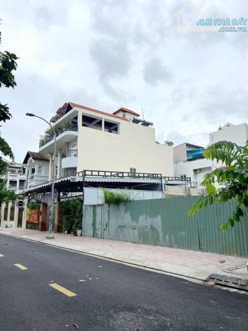 BÁN  nhà đất ở khu VIP nhất quận 8, khu biệt thự cao cấp ngay trung tâm hành chính Quân 8 - 4