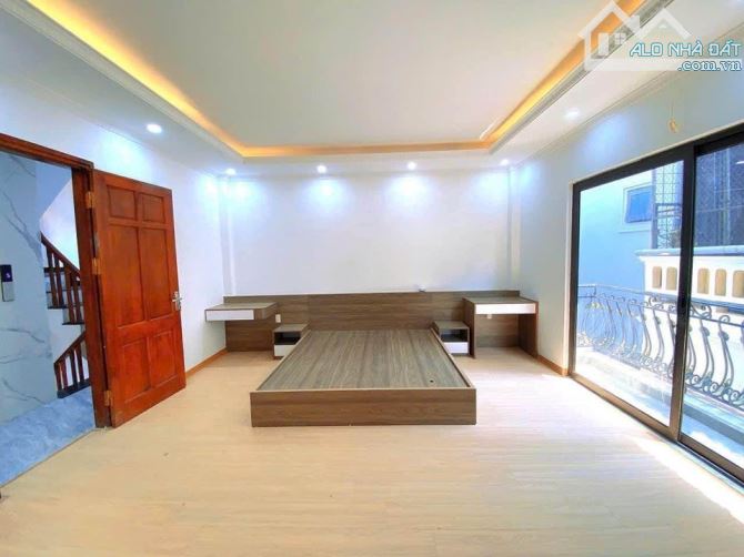 BÁN NHÀ PHỐ VIP VẠN BẢO - 43M X 6 TẦNG - MẶT TIỀN 5M - BÃI ĐỖ Ô TÔ CÁCH 5M - 10M RA PHỐ - 5