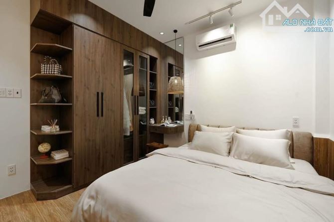 Nhà đẹp Thiết kế Châu Âu _ Sang trọng _ Cách Hồ 70m _ Bãi ô tô cách 10m trước nhà - 8