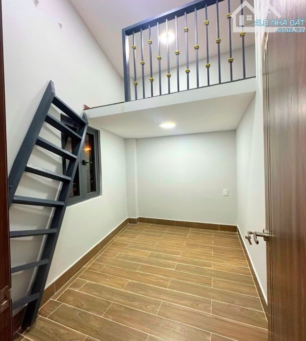 BÁN NHÀ 2.5 TẦNG, HẬU GIANG, 31M², PHƯỜNG 5, QUẬN 6 - GIÁ NHỈNH 3 TỶ - 8