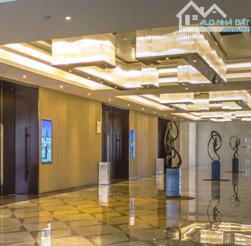 CHO THUÊ KHÁCH SẠN 10 TẦNG 62PN ĐƯỜNG PHẠM VĂN ĐỒNG, GIÁ THUÊ TỐT 280TR TL !!