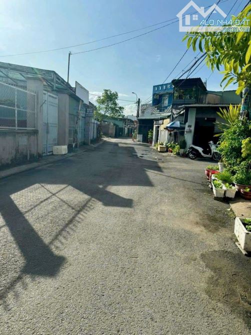 Bán đất 5*19m thổ cư. Ngay trường Mầm non Xuân Thới Thượng. Hóc môn