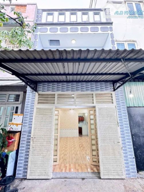 BÁN NHÀ LÊ VĂN QUỚI - NGÃ TƯ 4 XÃ - 2 TẦNG -  HẺM XE HƠI 4M THÔNG TỨ TUNG 40M2 - 4x10M VUÔ