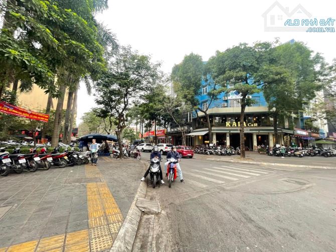 Phân Lô 118 Nguyễn Khánh Toàn, 80m2, 2 Mặt Ngõ Oto, 6 Tầng, thuê 50 triệu, chỉ 20 tỷ